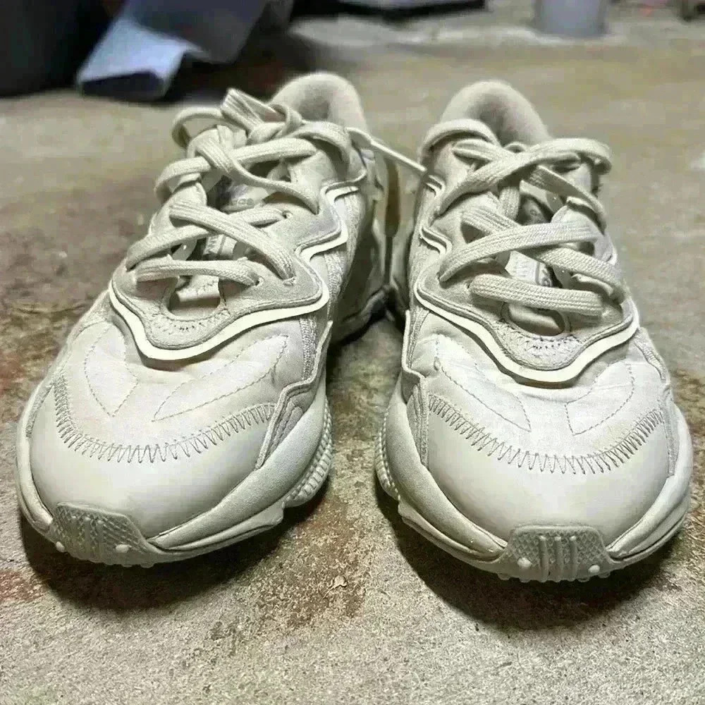 adidas Ozweego Bliss Off White youth size 4 - Picture 8 of 16